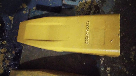 COM D85, D135, D150 D155 Dentes de déchirure 175-78-31230 Dentes de seau de pellicule