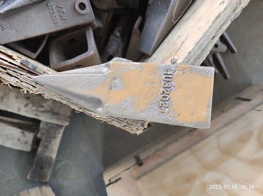 Petite excavatrice Twin Tiger Tooth 1U3202 1U3202T 1U3202WT de TIG  J200 pour J200